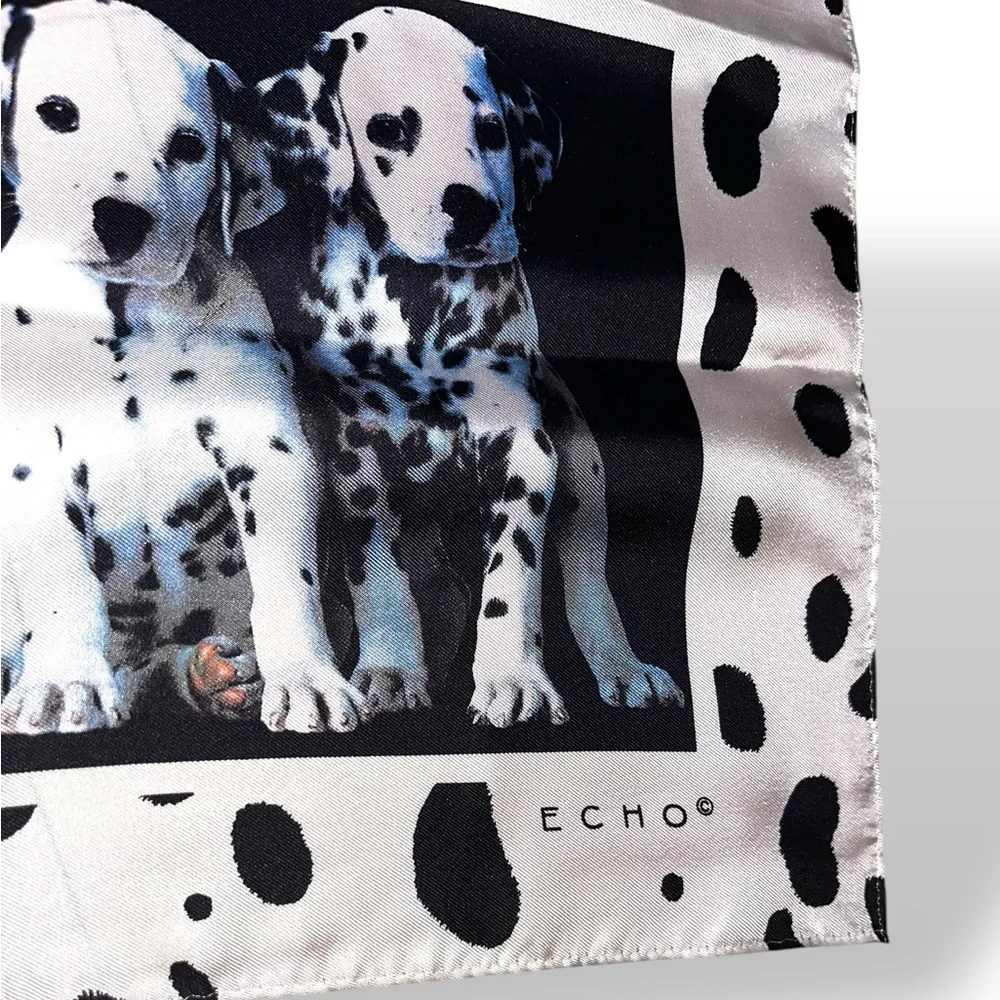 Echo Disney 101 Dalmatians big silk scarf